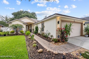 910 Thoroughbred Dr, Orange Park, FL 32065