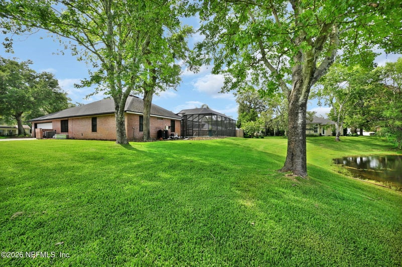 1333 Hideaway Dr, St Johns, FL 32259