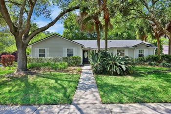 11252 Losco Junction Dr, Jacksonville, FL 32257