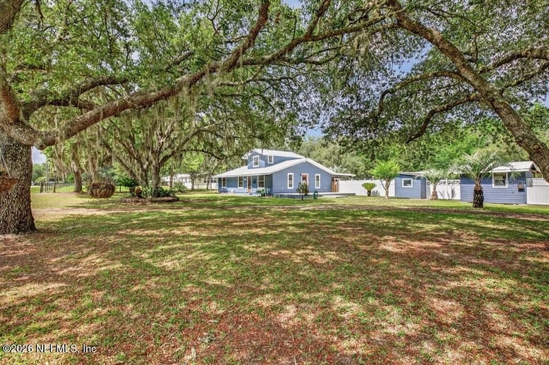 121 Daren Dr, Palatka, FL 32177