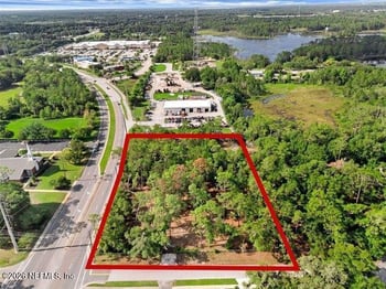 Av Kentucky, Deltona, FL 32738