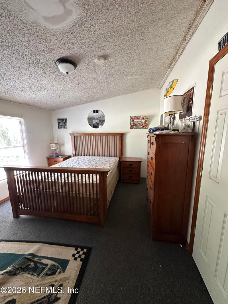 104 Tangerine Trl, Satsuma, FL 32189
