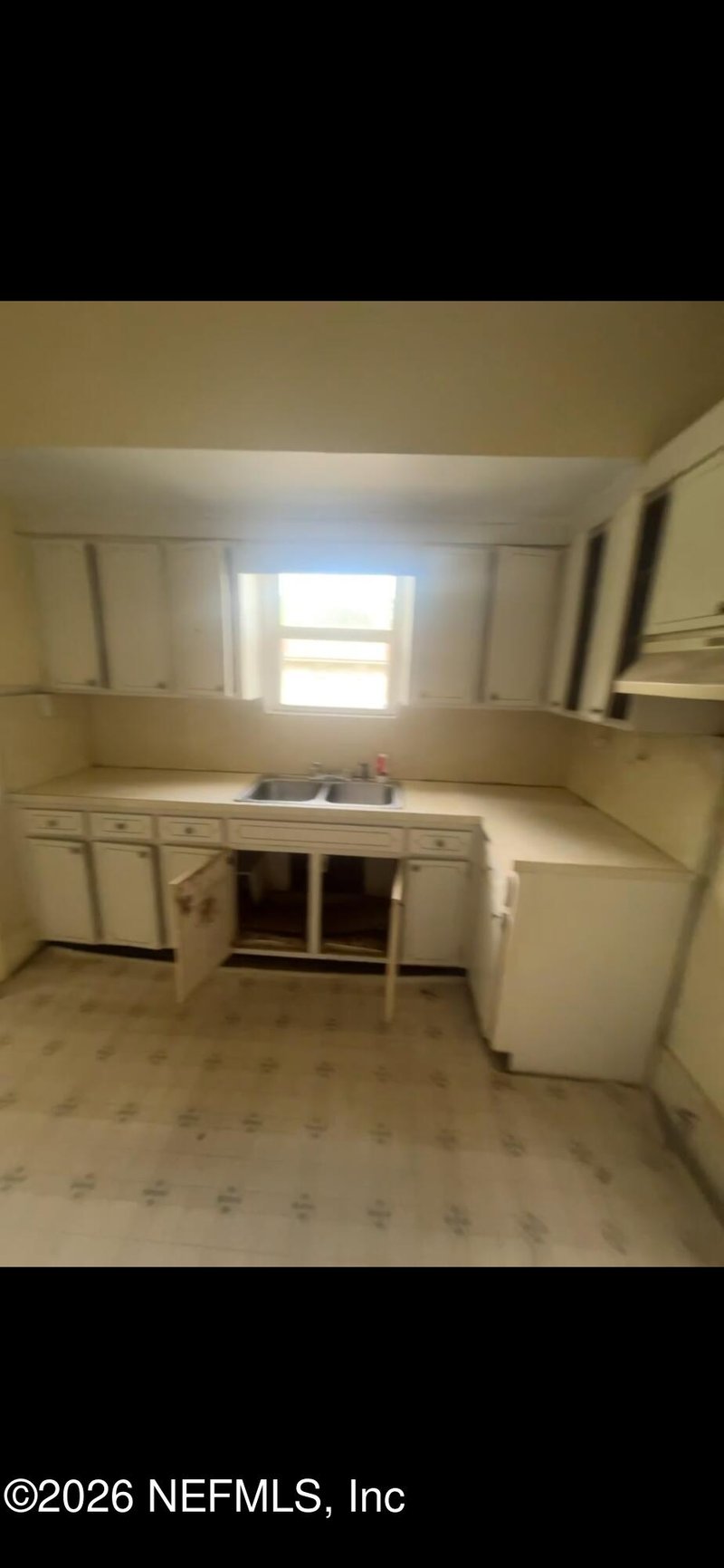 1985 Rowe Ave, Jacksonville, FL 32208