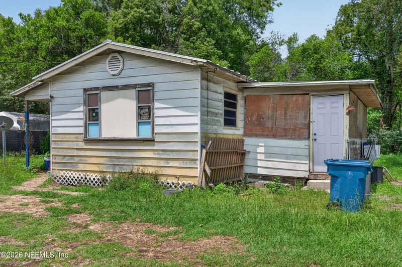 12328 Johnson Ln, Jacksonville, FL 32218
