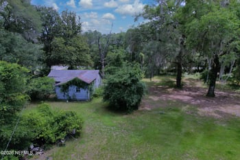 111 Savel Rd, Florahome, FL 32140