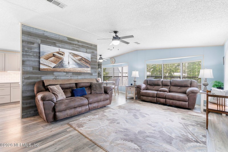 124 Fisherman Rd, Satsuma, FL 32189