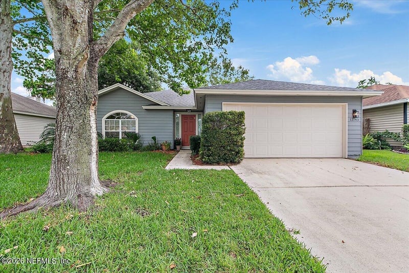 12143 Cancun Dr, Jacksonville, FL 32225