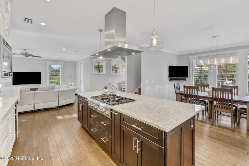 28 26th Ave, Jacksonville Beach, FL 32250