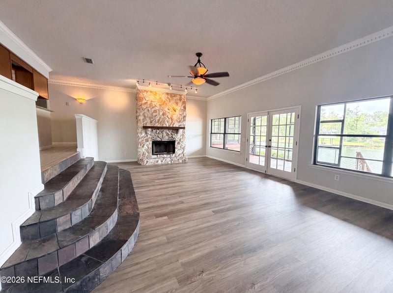 248 Candler Ct, Green Cove Springs, FL 32043