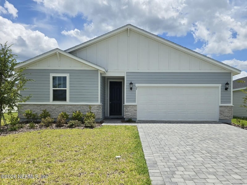 57 Ararat Dr, Palm Coast, FL 32137