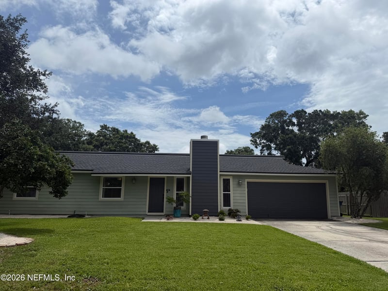 209 Peregrine Ct, Jacksonville, FL 32225