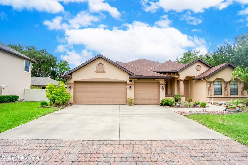 2530 Tuscan Oaks Ln, Jacksonville, FL 32223