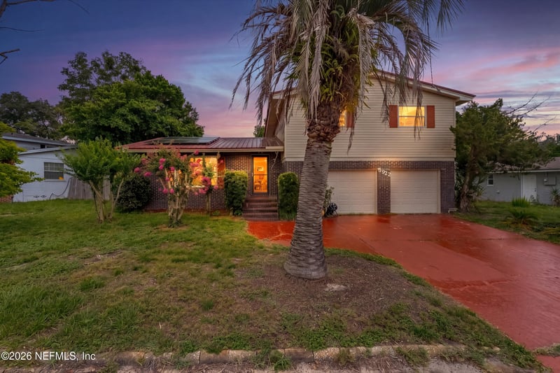 5922 Triumph Ln, Jacksonville, FL 32244