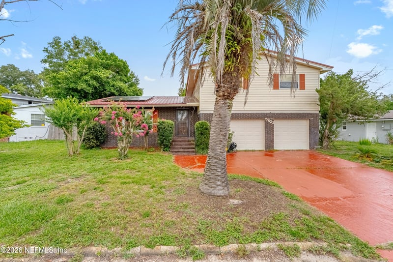 5922 Triumph Ln, Jacksonville, FL 32244