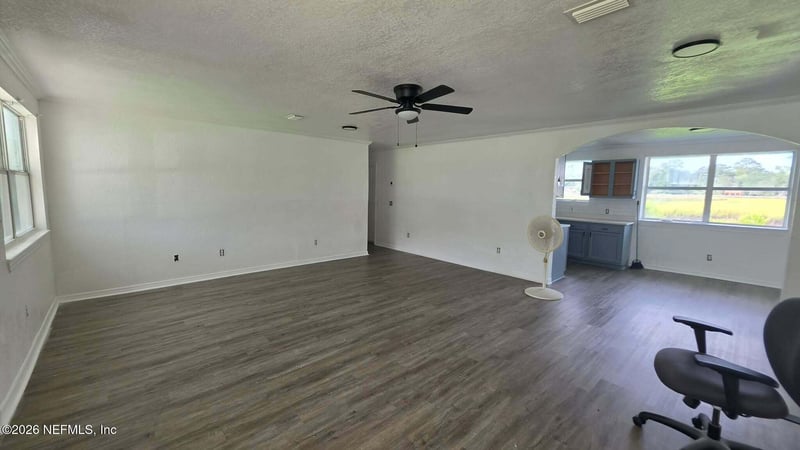 2325 Ribault Scenic Dr, Jacksonville, FL 32208