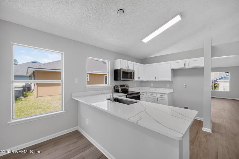 12299 Sumter Square Dr, Jacksonville, FL 32218