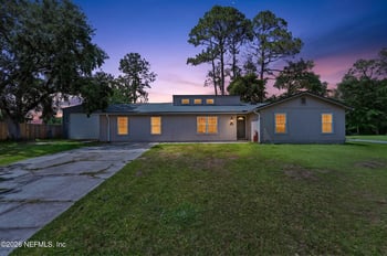 253 Deerwood Cir, Middleburg, FL 32068