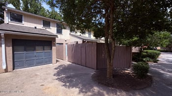5568 La Moya Ave #10, Jacksonville, FL 32210