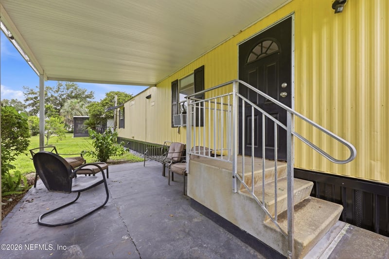 101 Waterway Ave, Satsuma, FL 32189
