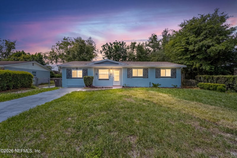 5032 Foxboro Rd, Jacksonville, FL 32208