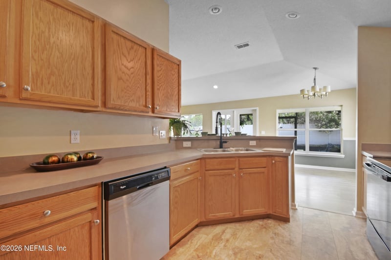 948 Oak Arbor Cir, St Augustine, FL 32084
