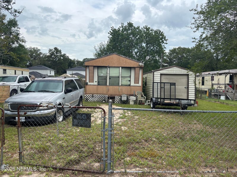 8432 Nussbaum Dr, Jacksonville, FL 32210