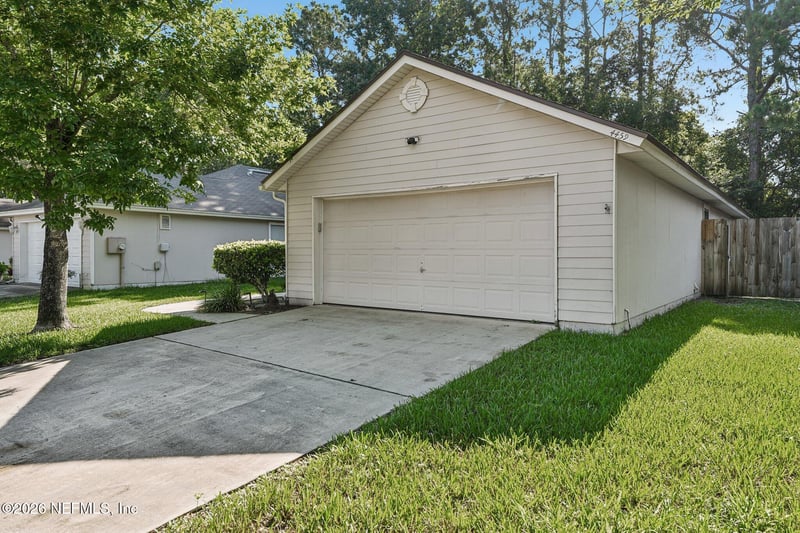 4459 Loveland Pass Dr, Jacksonville, FL 32210