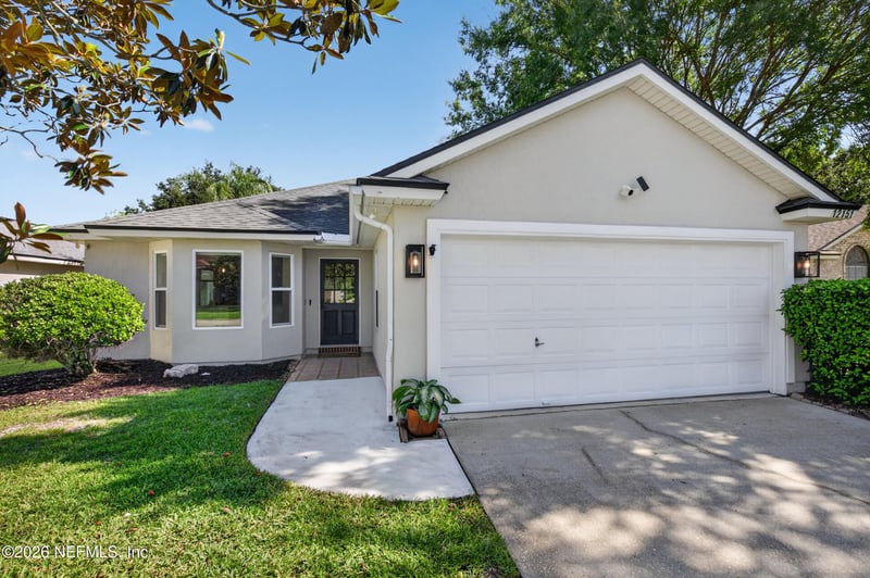 12151 Sunchase Dr, Jacksonville, FL 32246