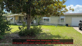 304 Dawn Ave, Interlachen, FL 32148