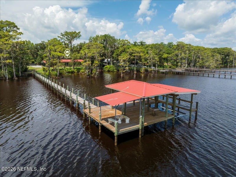 316 Riviera Dr, Crescent City, FL 32112