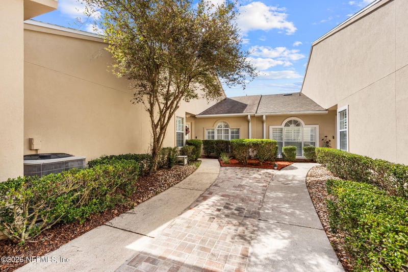 57 Fox Valley Dr, Orange Park, FL 32073