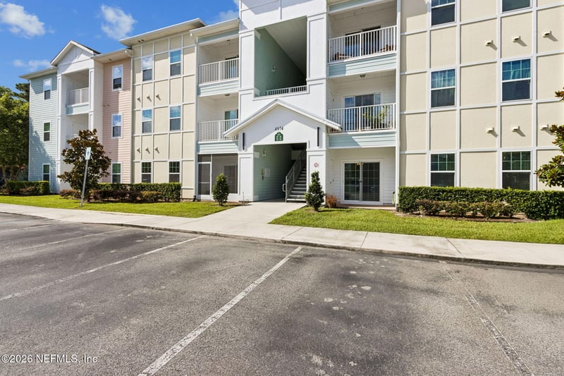 4974 Key Lime Dr #103, Jacksonville, FL 32256