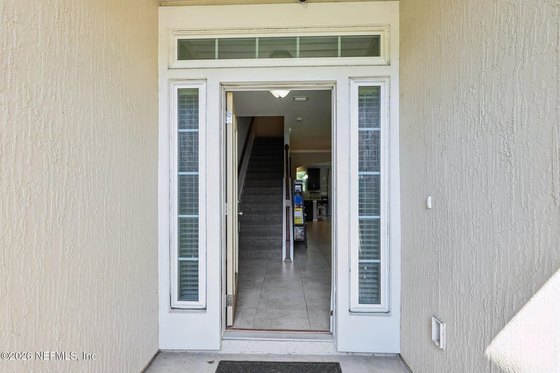 205 Richmond Dr, St Johns, FL 32259
