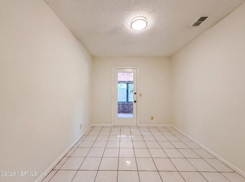 7953 Gulf Rd, Jacksonville, FL 32244