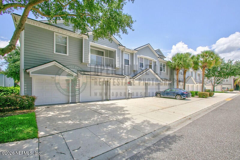 7060 Deer Lodge Cir #111, Jacksonville, FL 32256