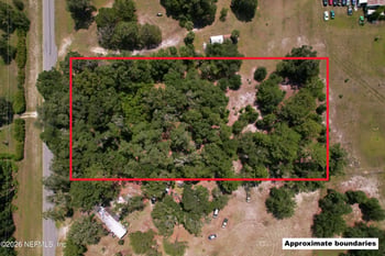 112 St Johns Ave, Satsuma, FL 32189