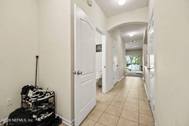 1607 Biscayne Bay Dr, Jacksonville, FL 32218