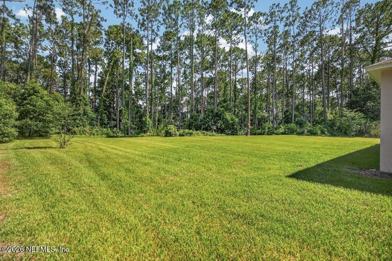 14 Woodworth Dr, Palm Coast, FL 32164