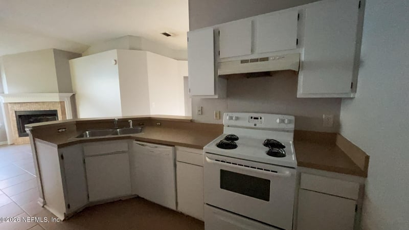 1281 Independence Dr, Orange Park, FL 32065