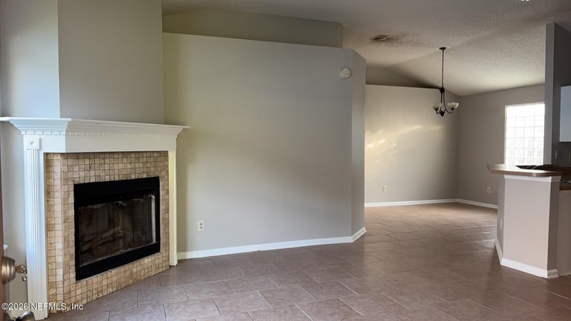 1281 Independence Dr, Orange Park, FL 32065