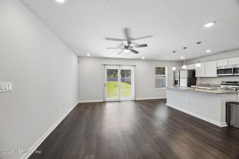 8064 Noroad , Jacksonville, FL 32210