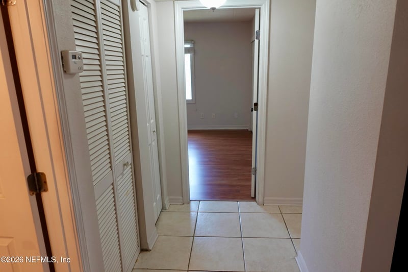 355 Monument Rd #20 D2, Jacksonville, FL 32225