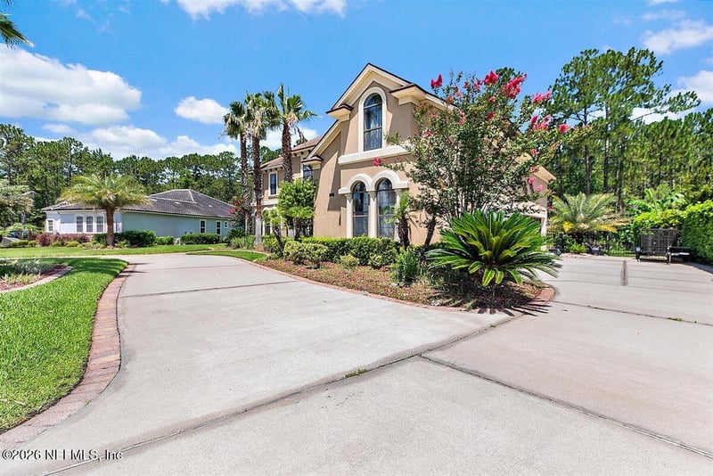1878 Green Island Cir, Orange Park, FL 32065