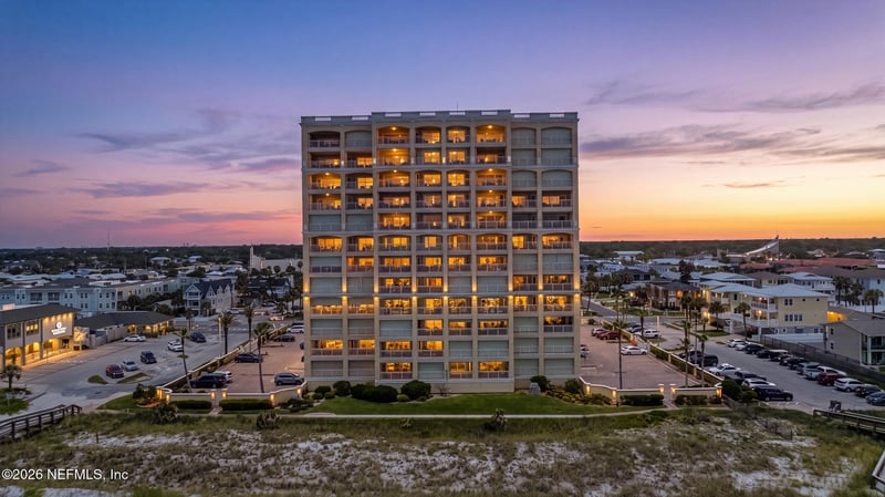 917 1st St #202, Jacksonville Beach, FL 32250