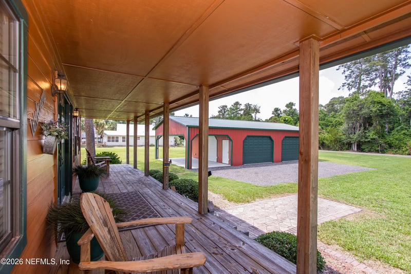 234 Lake Dr, Florahome, FL 32140