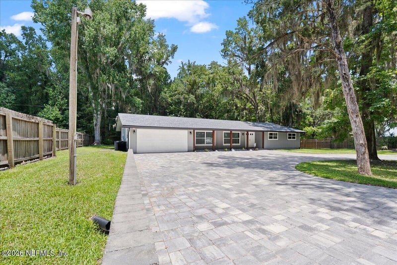 3959 Doctors Lake Dr, Orange Park, FL 32065