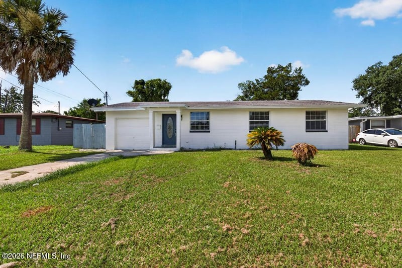 6326 Regiment Dr, Jacksonville, FL 32277