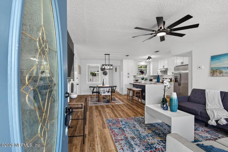 6326 Regiment Dr, Jacksonville, FL 32277