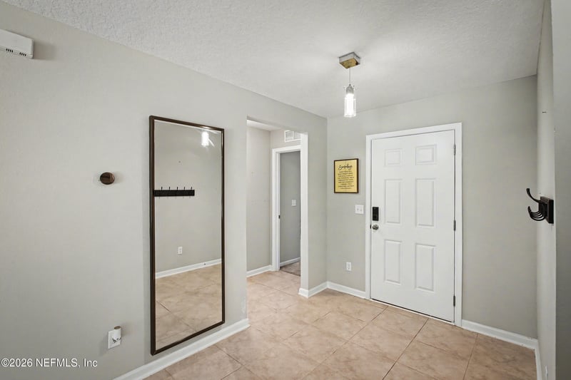 4948 Big Pine Dr, Jacksonville, FL 32218