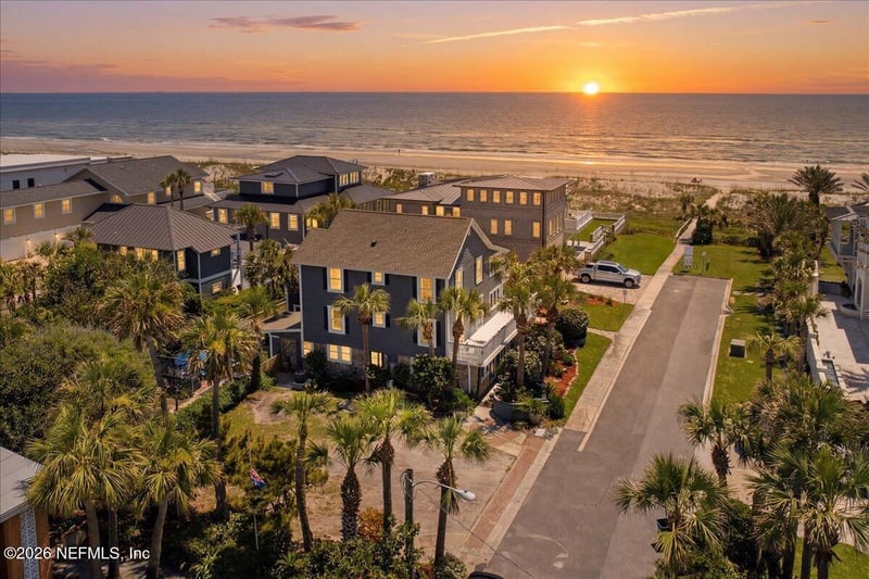 106 Bay St, Neptune Beach, FL 32266